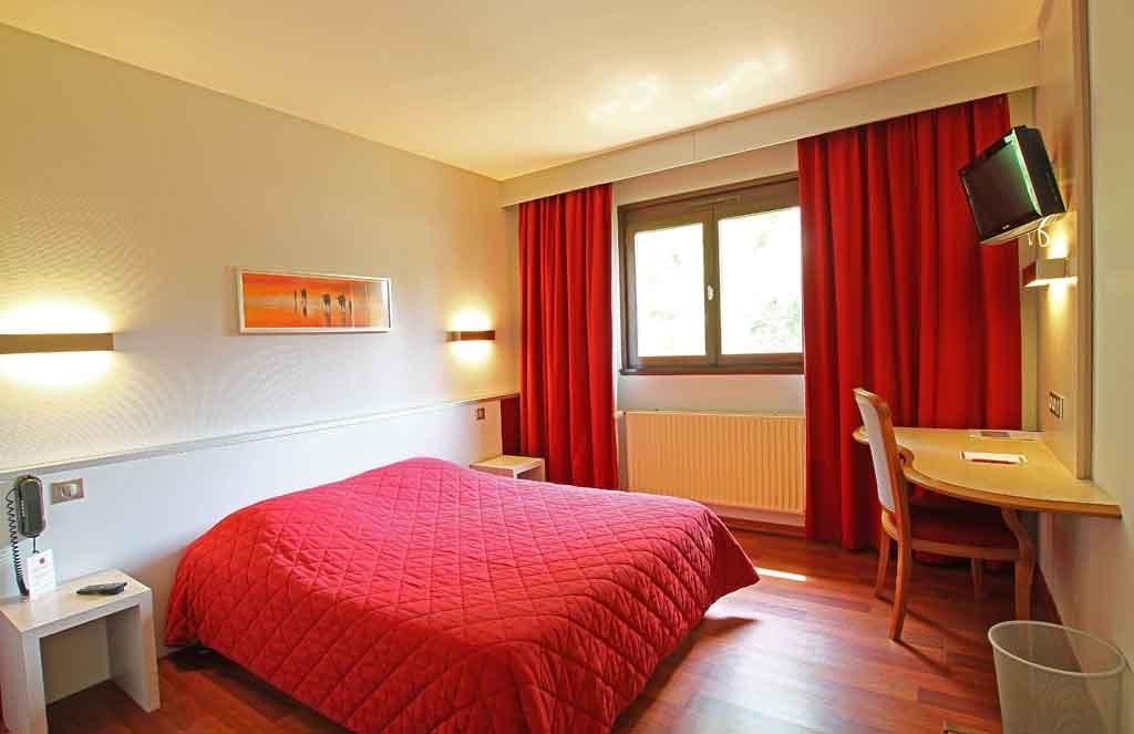 Sud Hotel Huttenheim Екстериор снимка