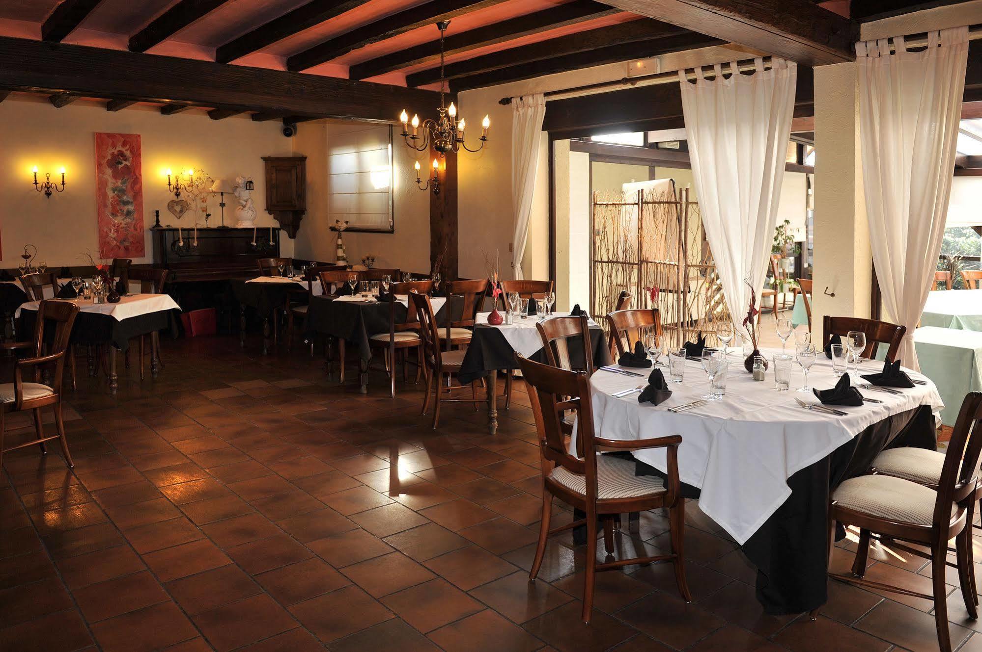 Sud Hotel Huttenheim Екстериор снимка