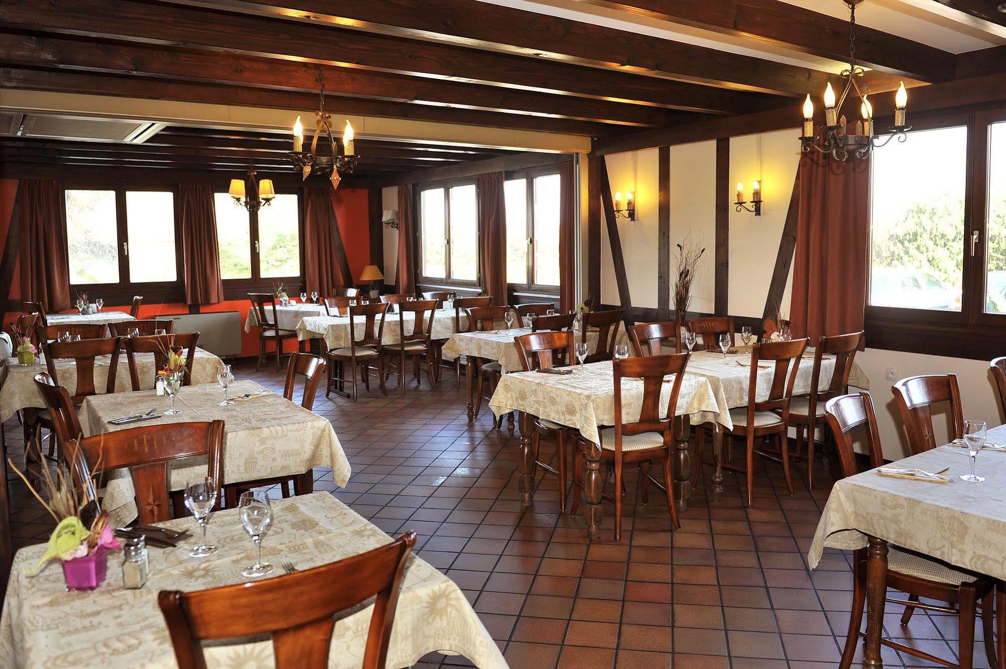 Sud Hotel Huttenheim Екстериор снимка
